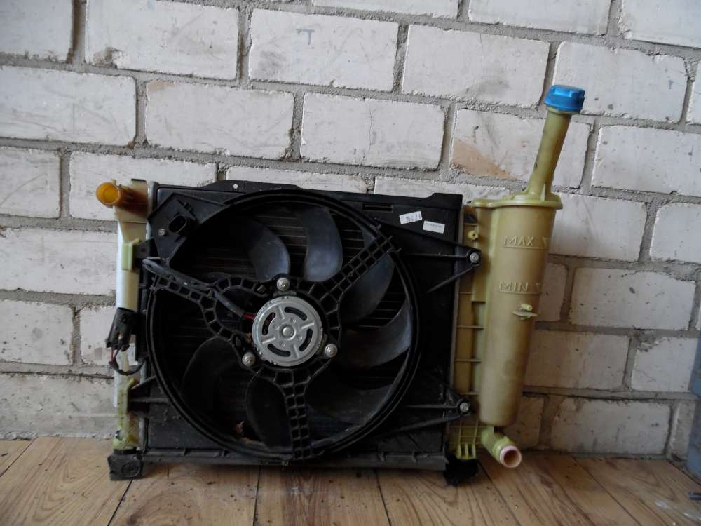 Fiat Punto Motor Wasserkühler Lüfter 878300600