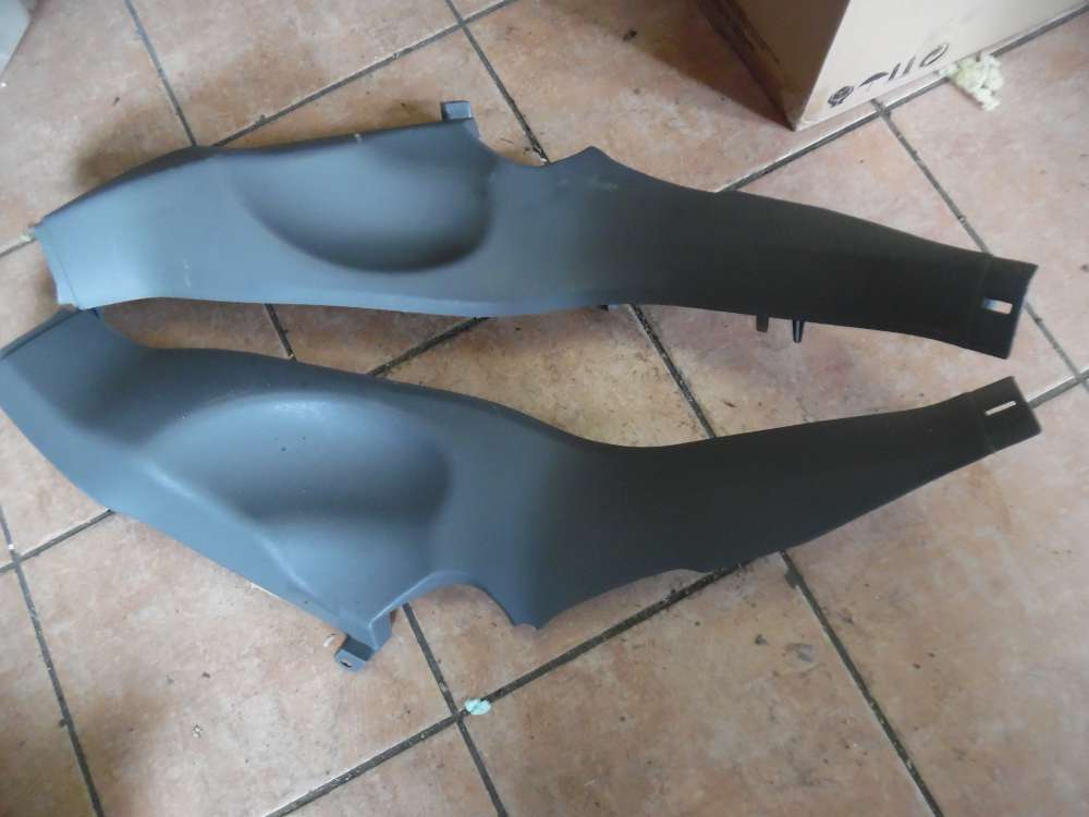 Ford Fusion JU Verkleidung Abdeckung Hinten 2N11-N31016 / 2N11-N31017