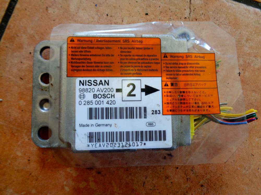 Nissan Primera P12 Bj:03 Airbagsteuergerät Steuergerät Airbag 98820AV200/0285001420