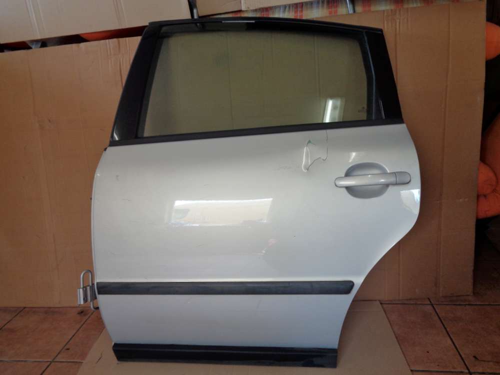  VW Passat 3B Limousine Bj:2000 Tür Hinten Links Silber Farbcode LB7Z: 