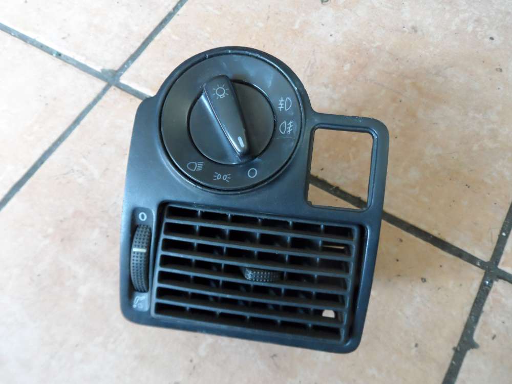 VW Golf IV L�ftungsgitter mit Lichtschalter 1J0815715 1C0941531