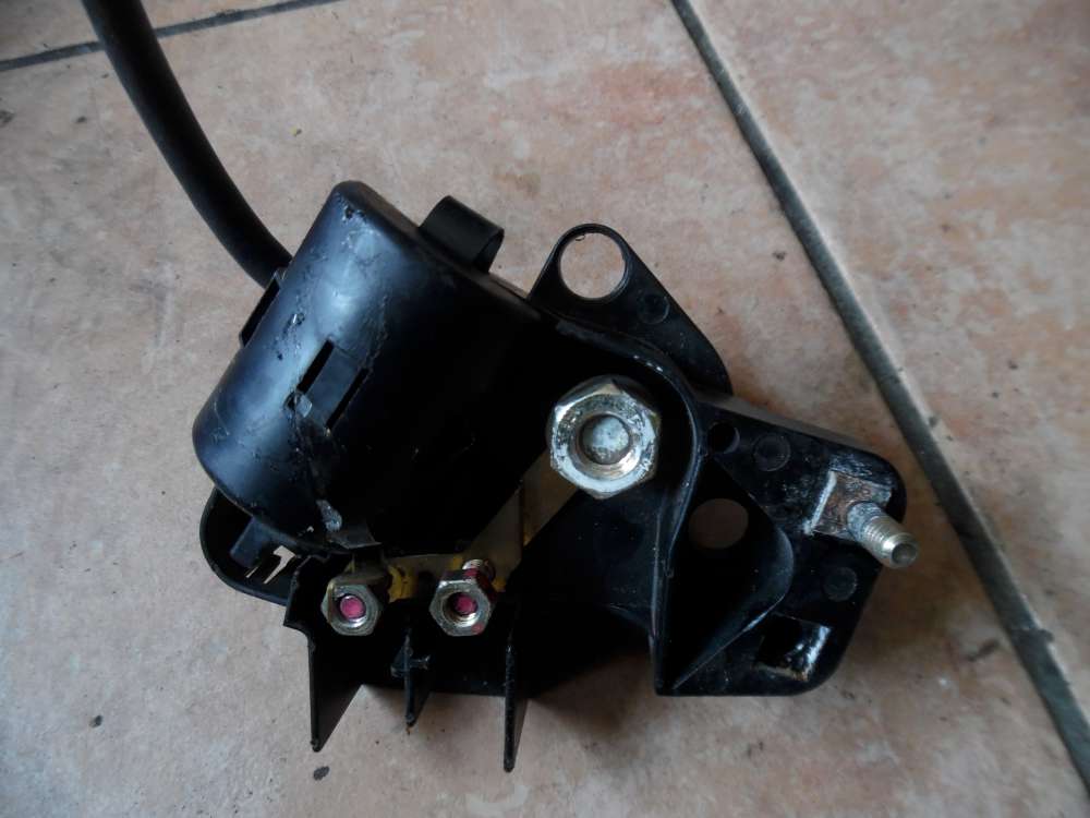 Mercedes W202 C-Klasse C180 Power Distributor A2025400269