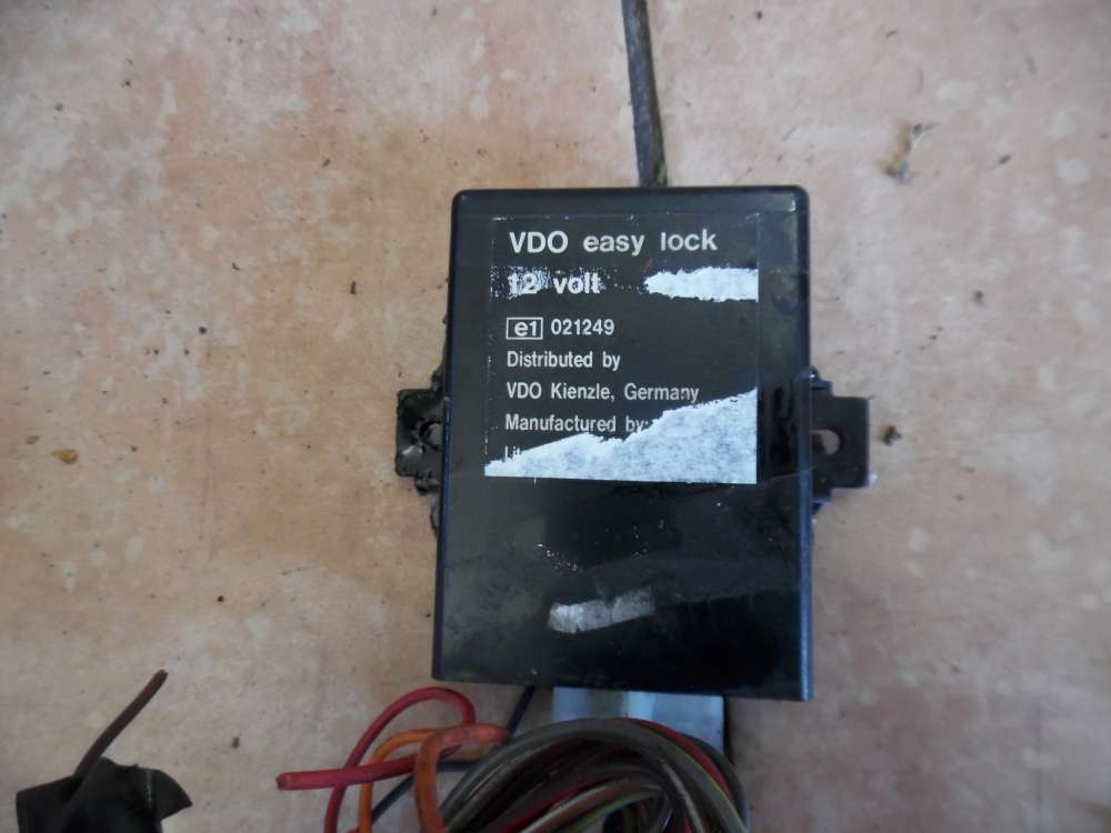 Mercedes W202 C-Klasse C180 Steuerger�t VDO 021249