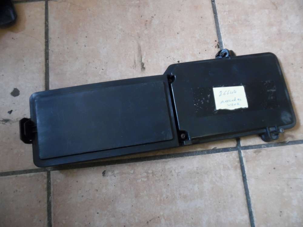 Mercedes W202 C-Klasse C180 Deckel Abdeckung Sicherungskasten 2025450903