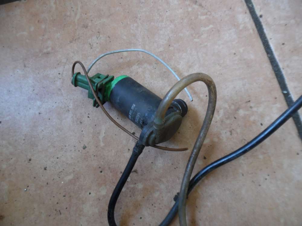 Peugeot 206 Scheibenwaschanlagenpumpe 90095