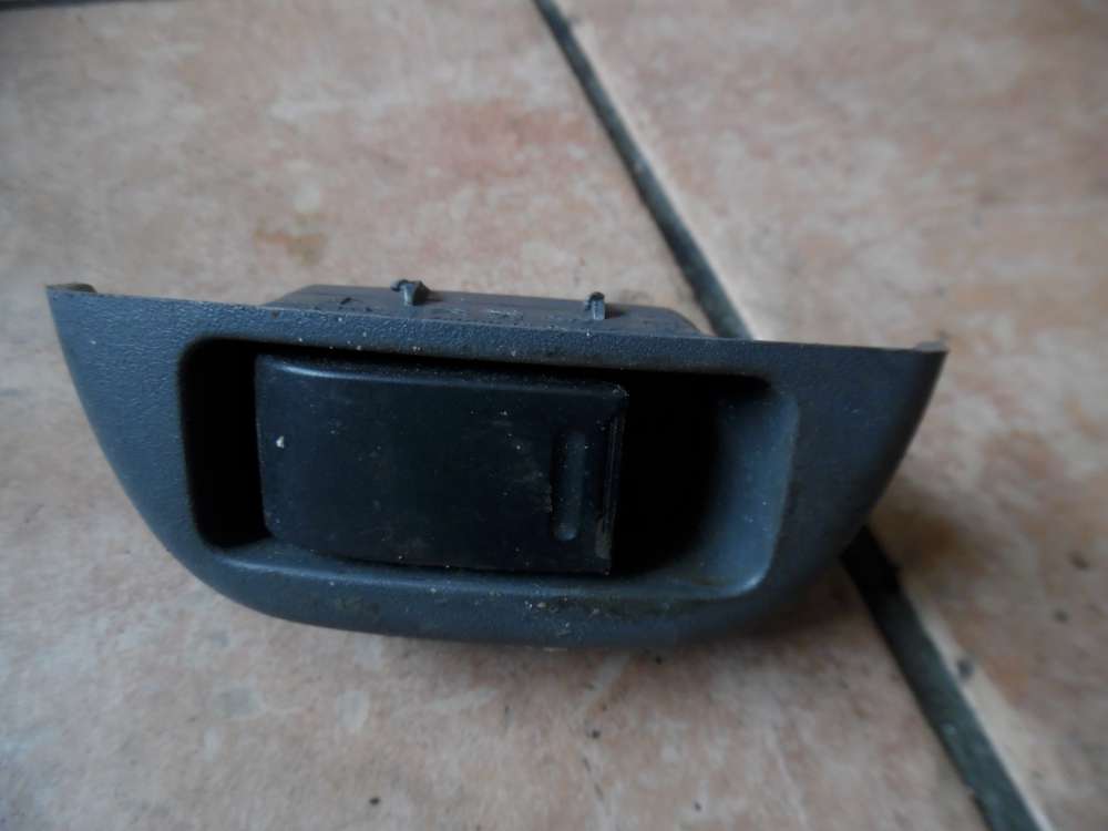 Peugeot 107 3-T�rer Schalter Fensterheber Vorne Links 74232-0H010