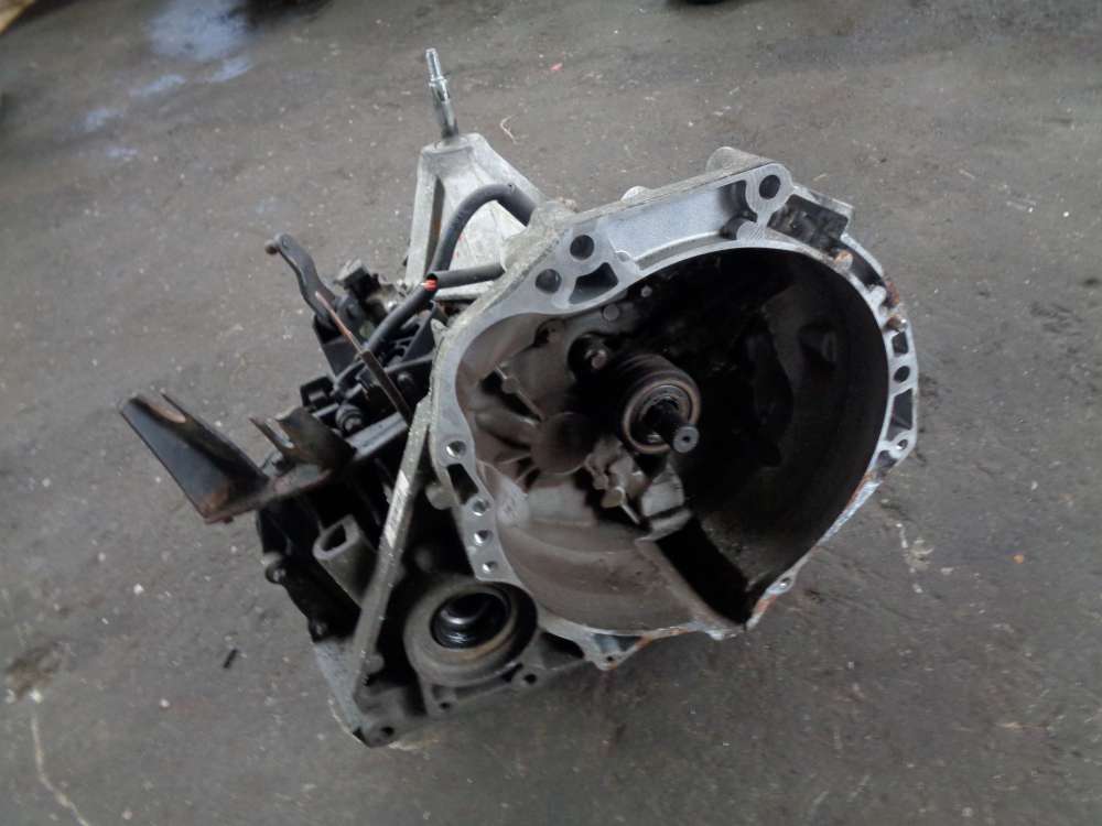 Nissan Micra III K12 1.2 Bj:2007 Getriebe Schaltgetriebe 117657KM 8200247902