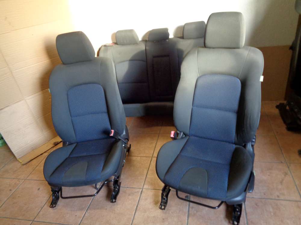 Mazda 3 BK Sitze Innenausstattung Komplett Stoff