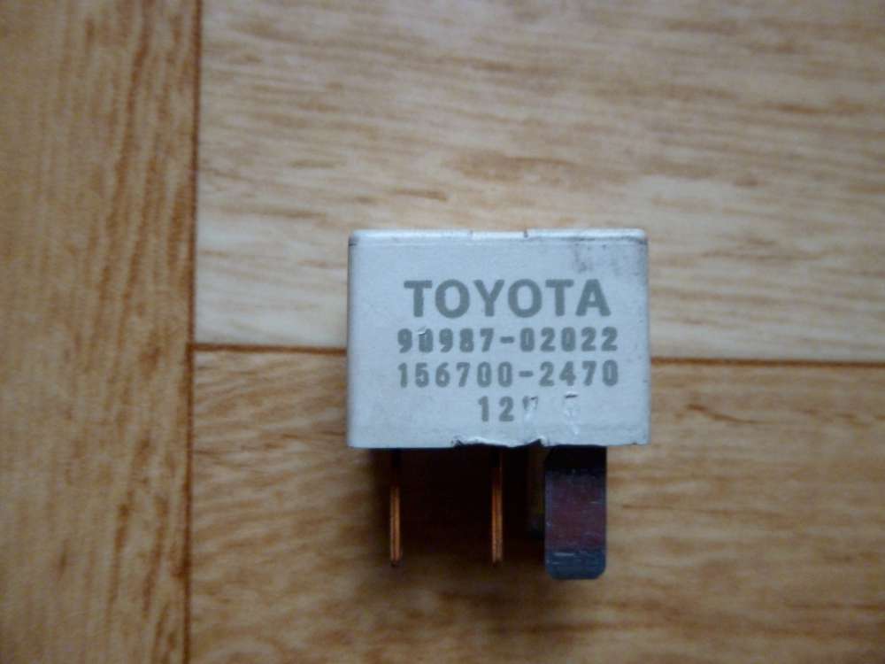 Toyota Yaris  Verso  Relais 90987-02022