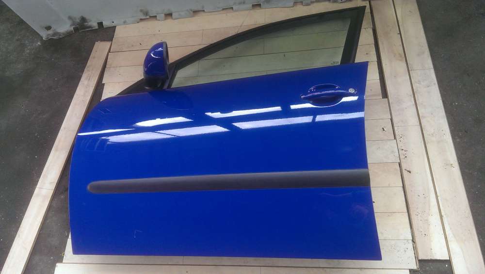 Seat Ibiza  6L Bj.05 Tür vorne linkts Fahrerseite 4/ 5Türer Blau LS5G Top