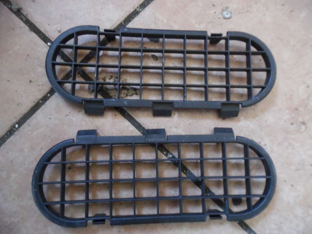 Dacia Sandero L�ftung Gitter 8200745718