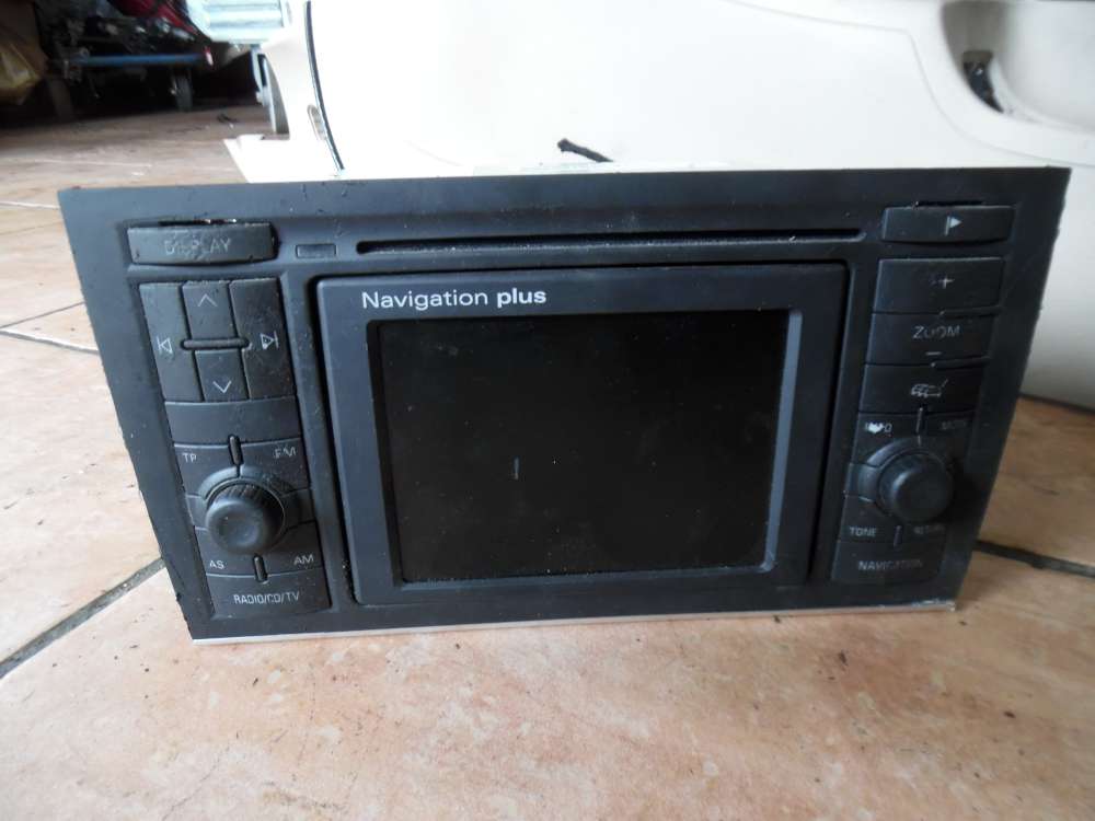 Audi A4 8E Radio CD Navi Navigation Plus 8E0035192B