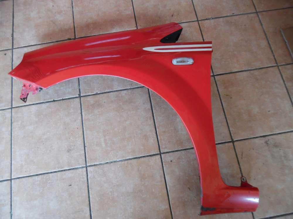 Fiat Punto 199 3-Türer Kotflügel Links Rot Farbcod : 176/A