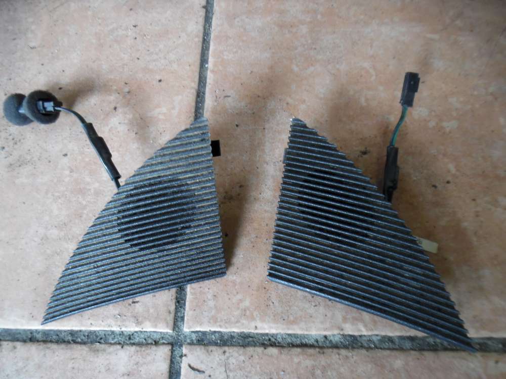 Mercedes-Benz C-Klasse W202 Hochtner Armaturenbrett Re / Li 2028209402