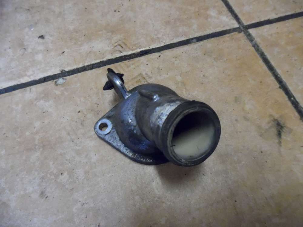 Opel Signum Vectra C Thermostatgehäuse 90537605