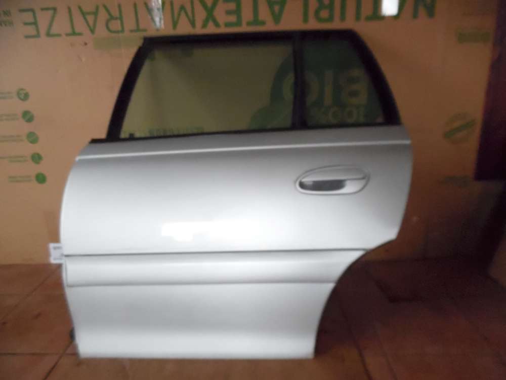 Opel Omega B Kombi Tür Hinten Links Silber Farbcode : Z157