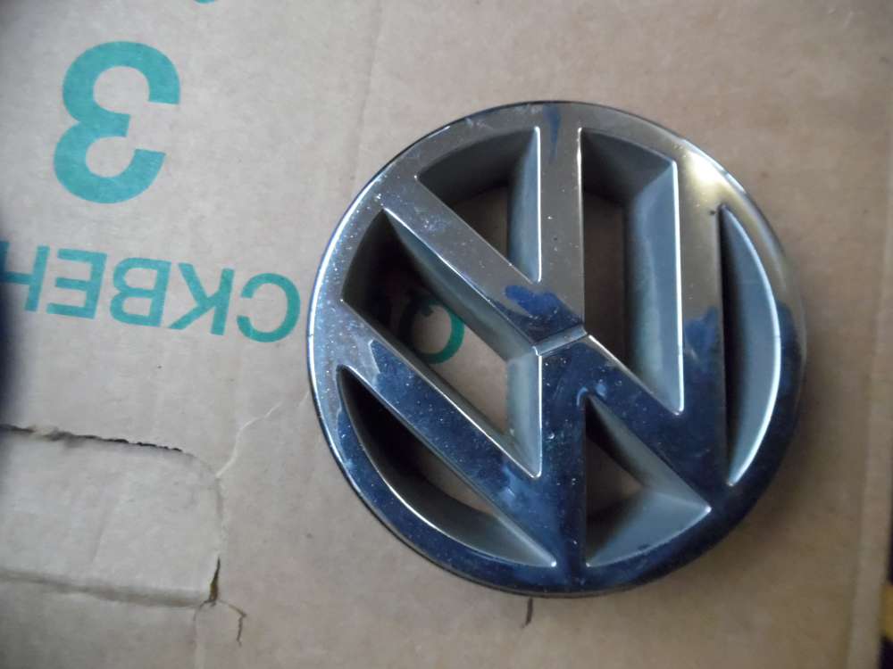 VW Golf Emblem Original 321853601B