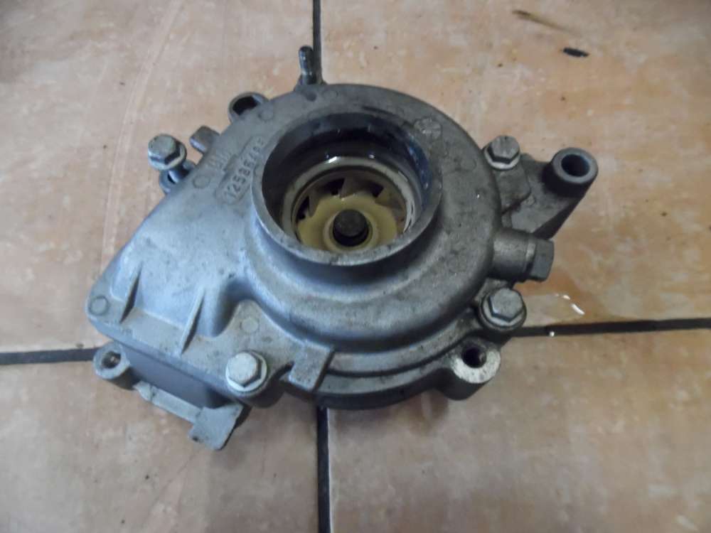 OPEL Astra G 2,2 Wasserpumpe 12586485