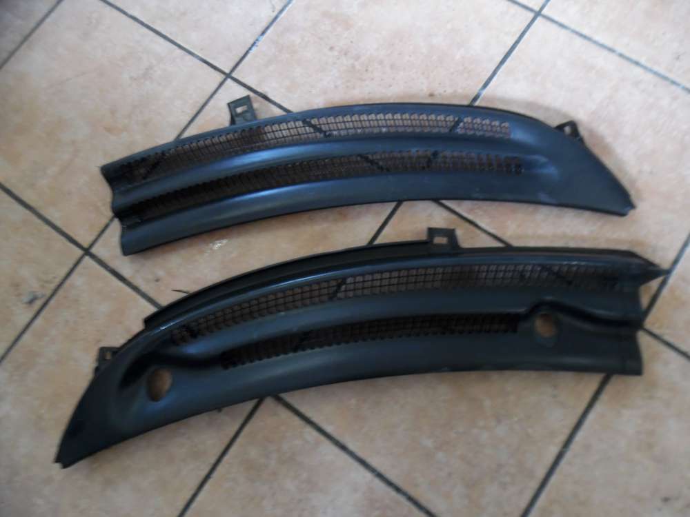 Opel Corsa B Abdeckung Wasserkasten Windlauf 90386770 90386771