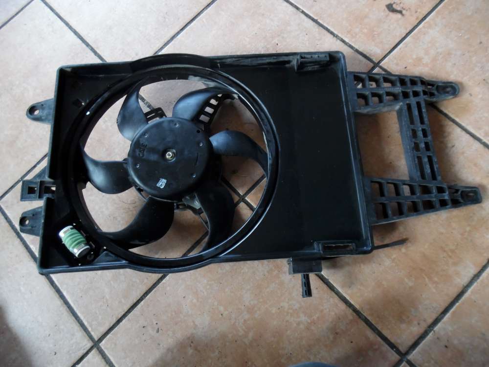 Fiat Idea Elektrolüfter Lüfter Kühlerlüfter 823700600