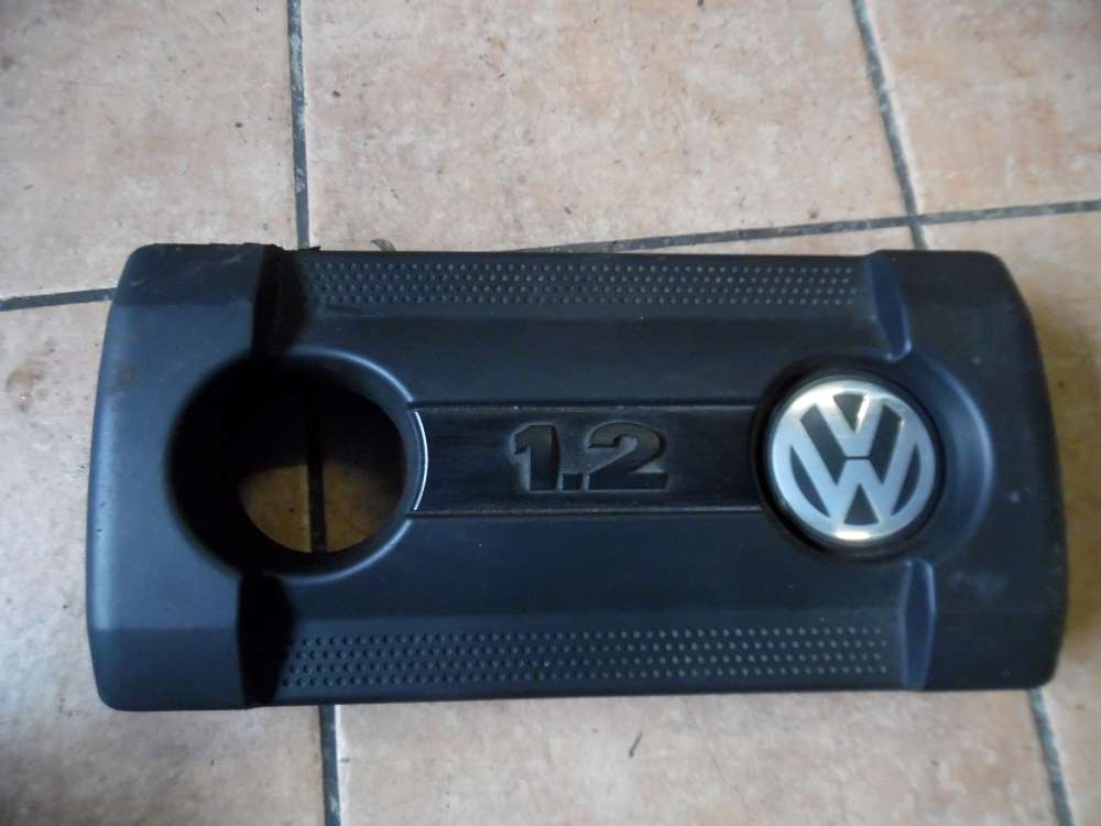 VW Polo 9N Abdeckung Für Ansaugkrümmer 03D103925