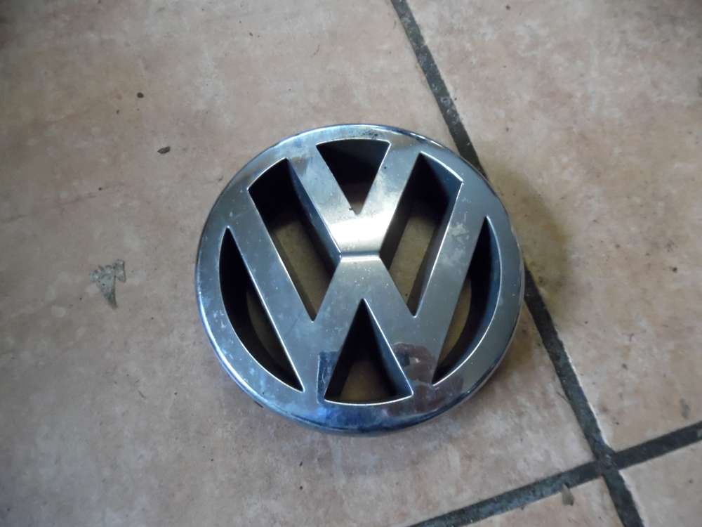 VW Polo 9N Emblem Kühlergrill Vorne 1J5853601