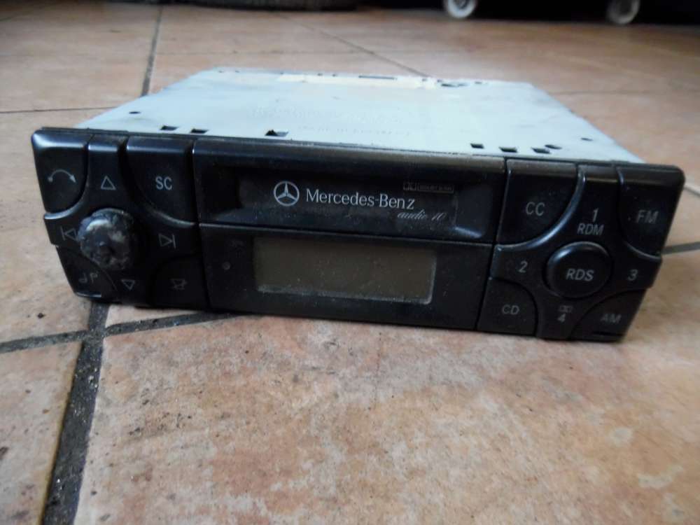 Mercedes E-Klasse W210 Autoradio Radio BECKER BE3100 2108200986