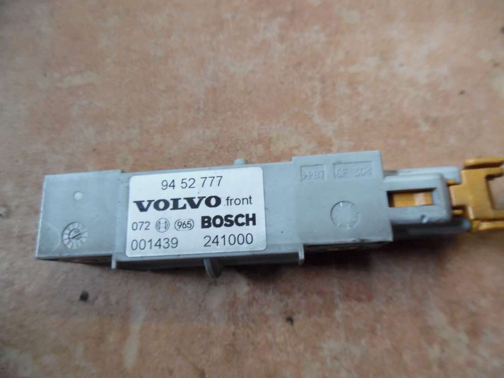 Volvo V70 II Crashschalter Crashsensor Vorne 9452777 Bosch 241000