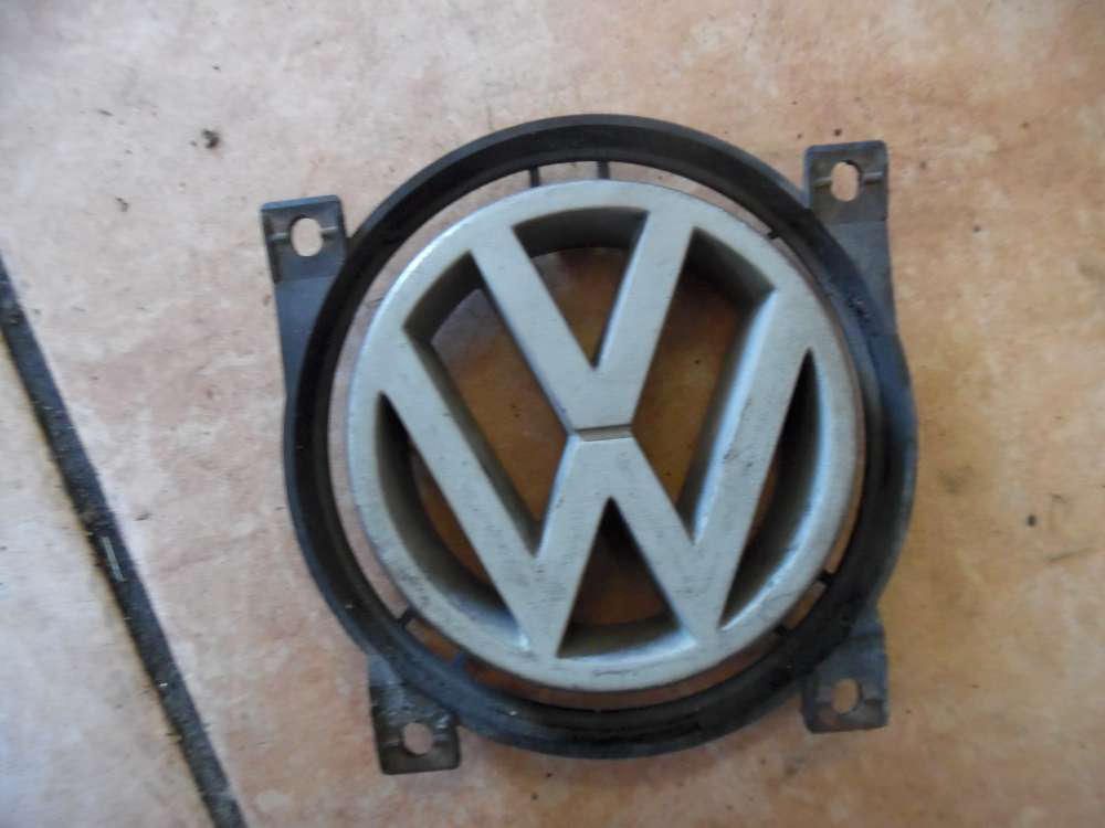 VW Polo Emblem Vorne 357853601  