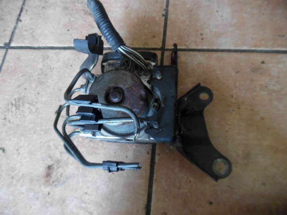 Toyota Yaris Verso ABS Steuergert Hydraulikblock 89541-52110