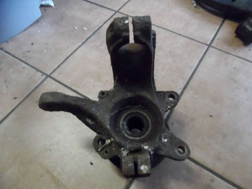 Ford Fiesta IV Achsschenkel Radnabe Vorne Links