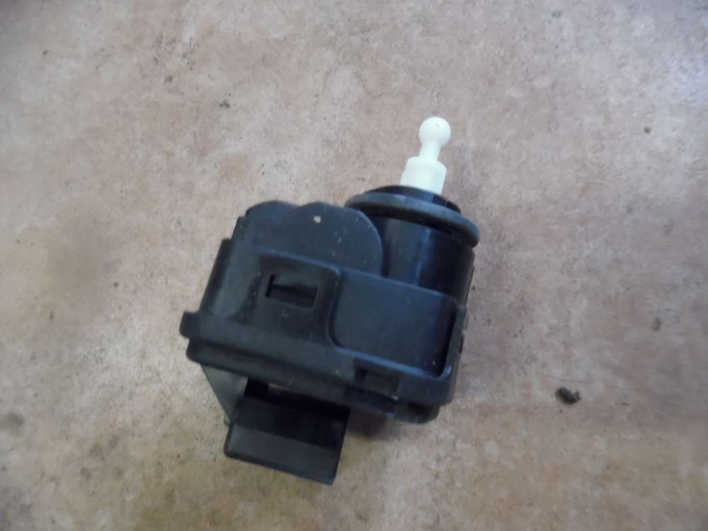 Audi A3 LWR Stellmotor Leuchtweitenregulierung 8L0941295