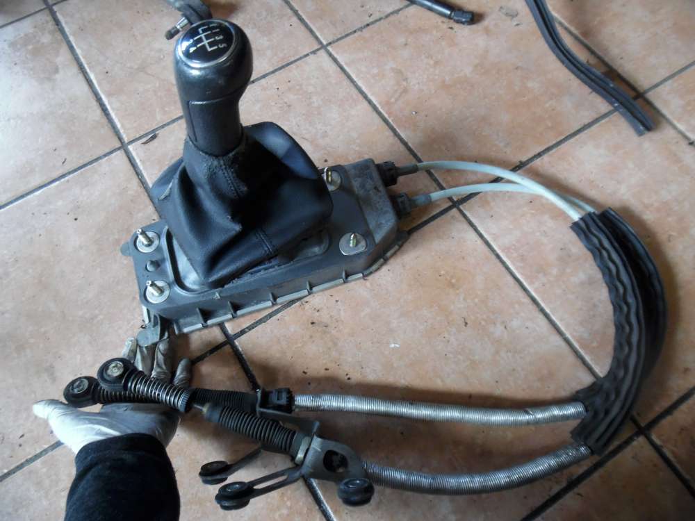 VW Polo 9N Schaltkulisse Schaltgestnge Schalthebel 6Q0711061 