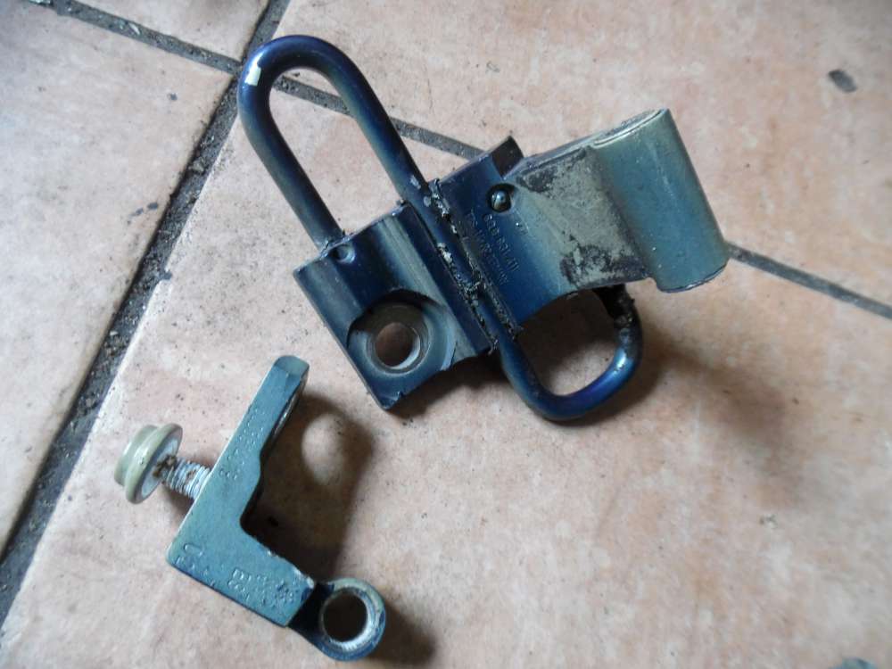 VW Polo 9N Trscharniere Scharnier Vorne Links 6Q0831411