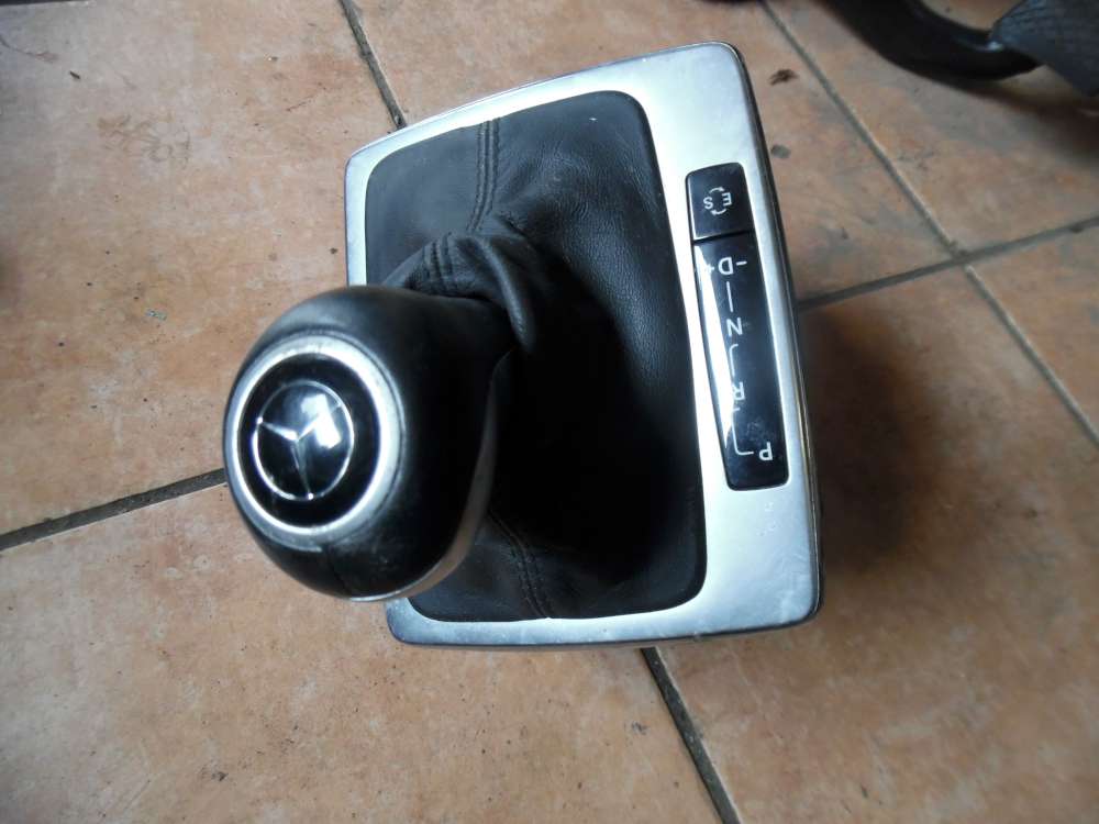 Mercedes-Benz E-Klasse W212 Schalthebel A2042672024 