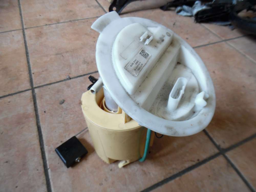 Mercedes-Benz E-Klasse W212 Dieselpumpe Kraftstoffpumpe A2124700194