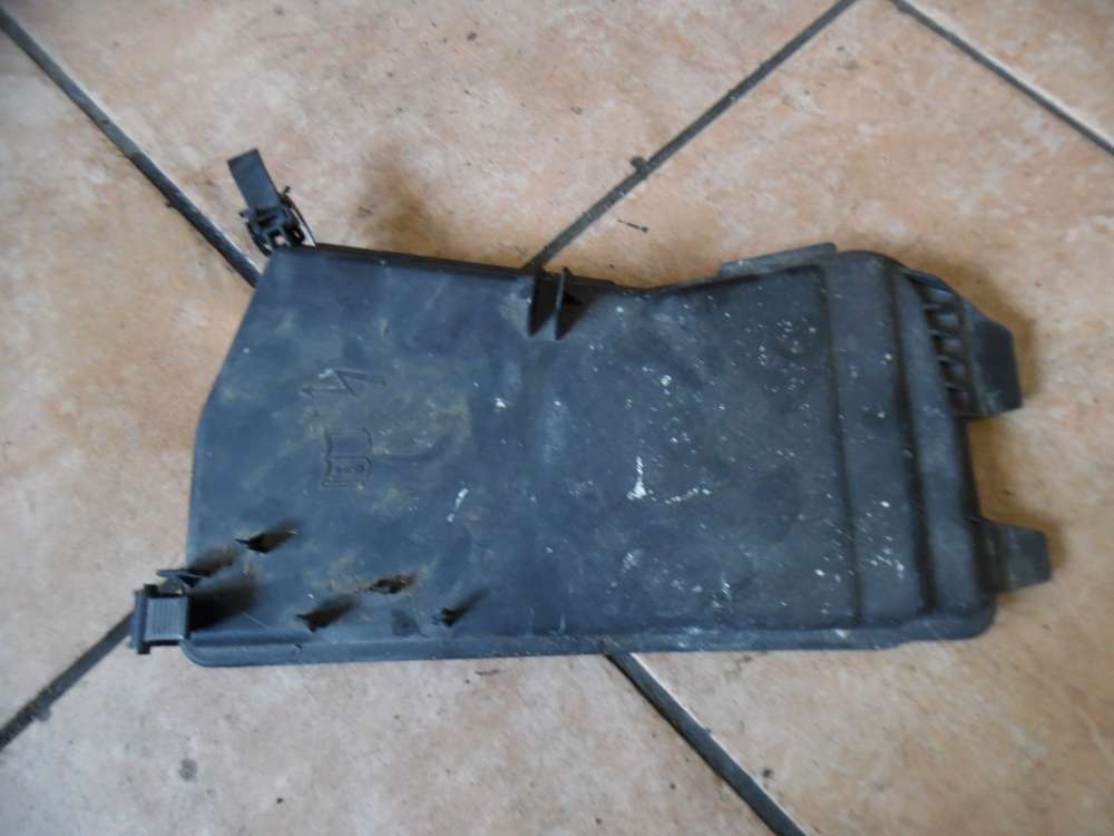 Mercedes-Benz E-Klasse W212 Abdeckung Sicherungskasten A2125400082