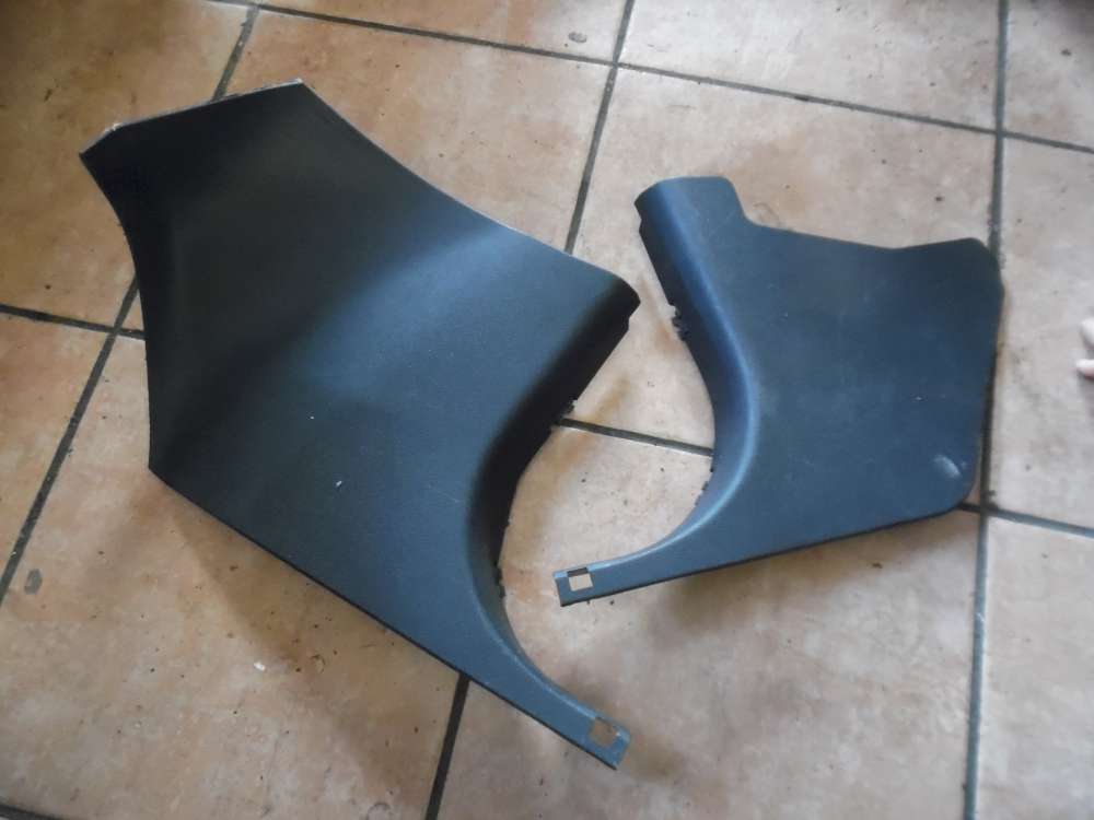 Mercedes-Benz E-Klasse W212 Abdeckung A-Sule unten 2126800506 /2126800606