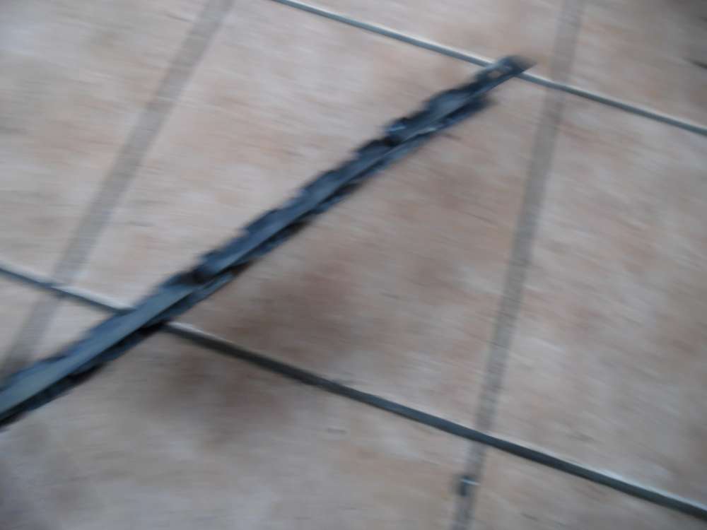 Mercedes-Benz E-Klasse W212 Halter Seitenfhrung Rechts A2128800430
