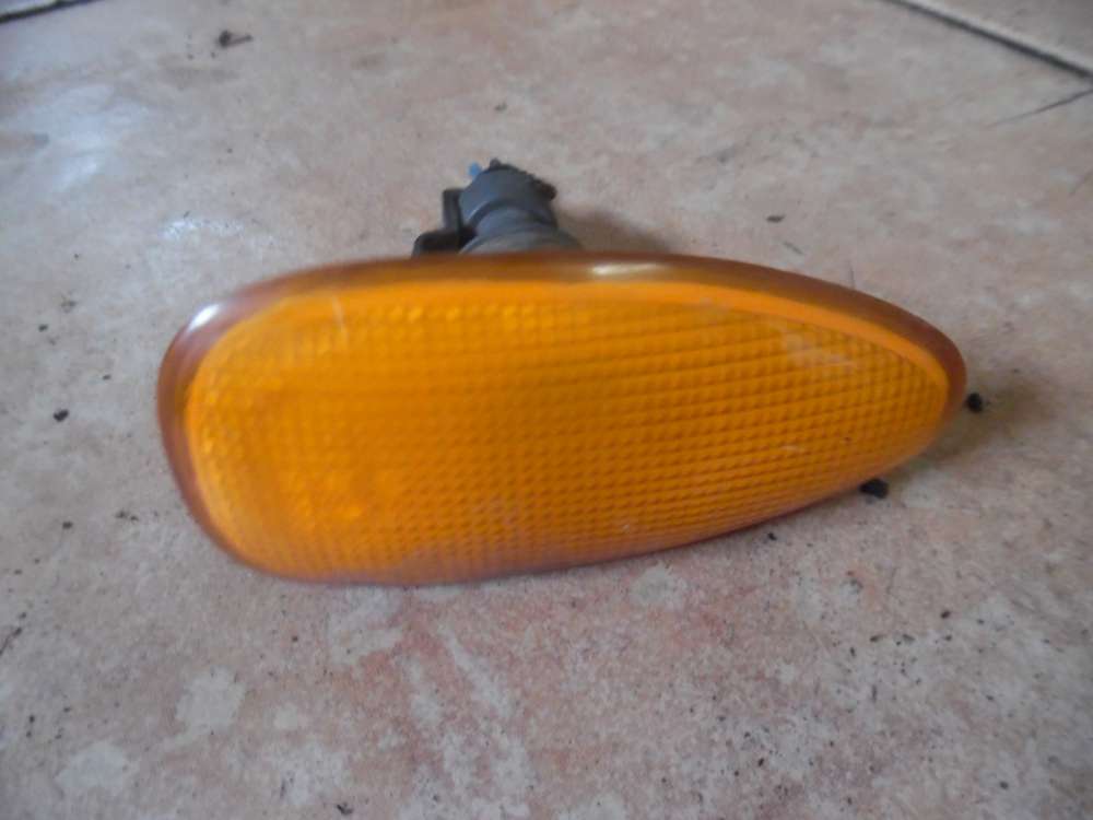 Fiat Bravo 182 Seitenblinker orange