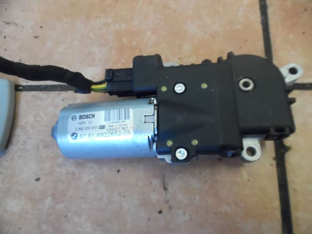  BMW 5er E61 Schiebedachmotor Vorne 6922652 Bosch 0390200053