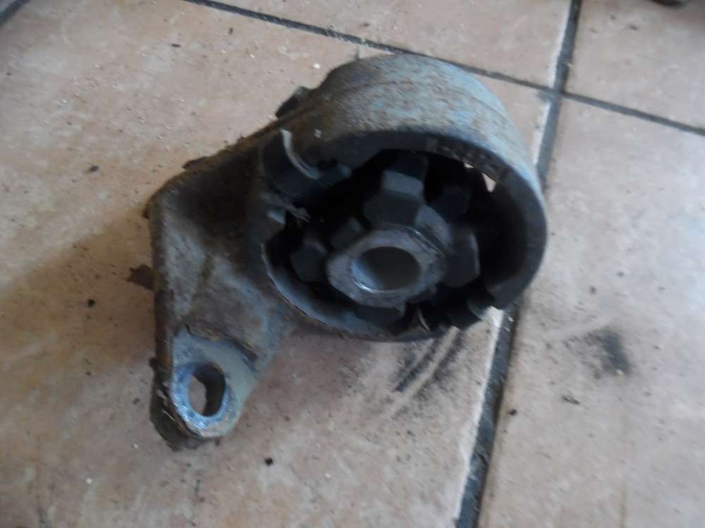 Ford Mondeo II 1,6i Motorhalter Motorlager 
