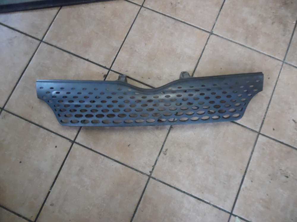Toyota Yaris Verso Khlergrill 53111-52050