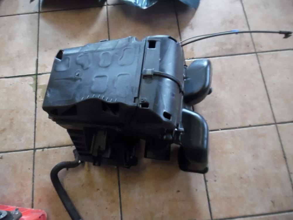 Opel Corsa B Heizungskasten Lftermotor Heizungskhler 52475368
