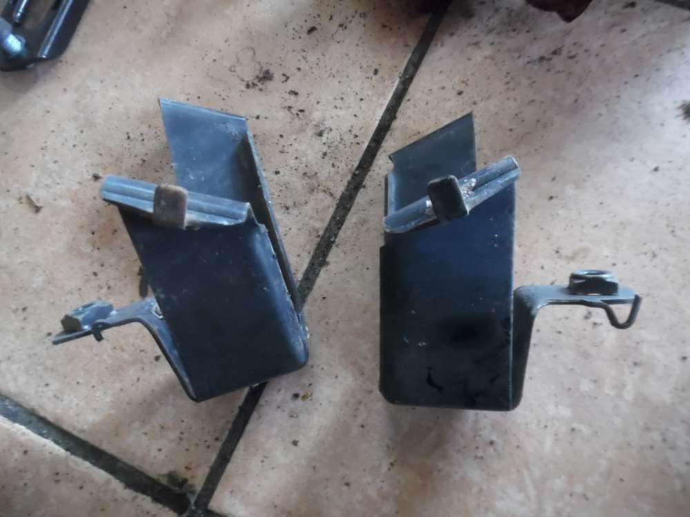 Opel Corsa B Stostangenhalter Vorne