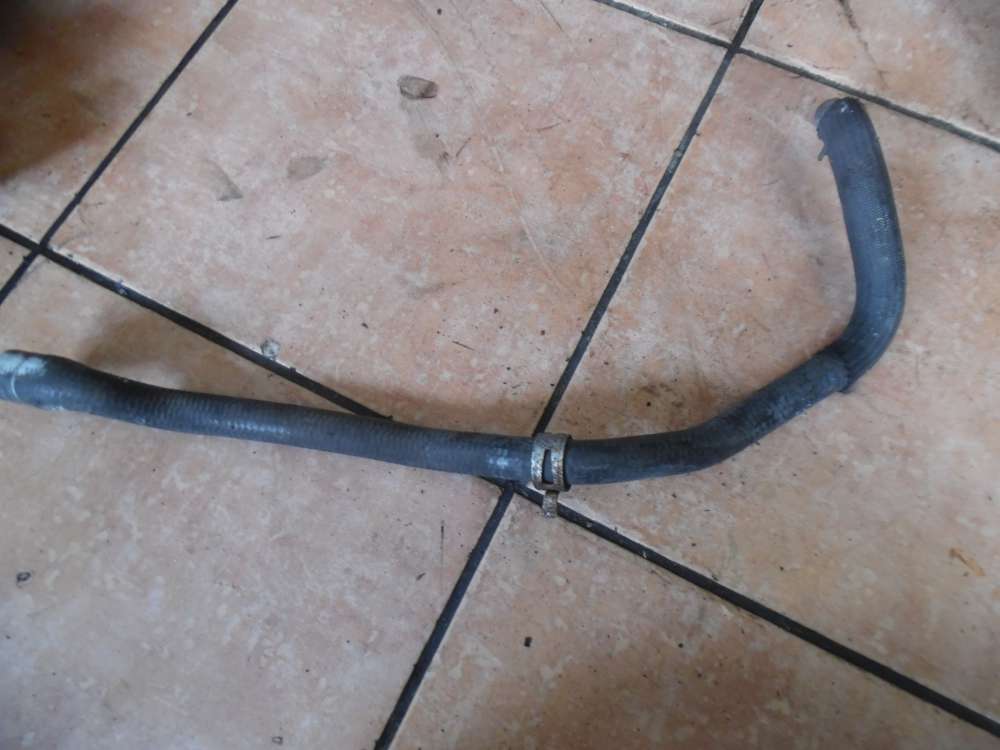 Peugeot 807 2.2HDI Khlwasserschlauch 