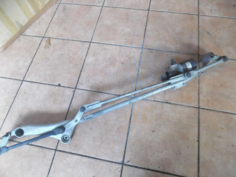 Mercedes-Benz A-Klasse W169 Scheibenwischemotor Vorne A1698200300