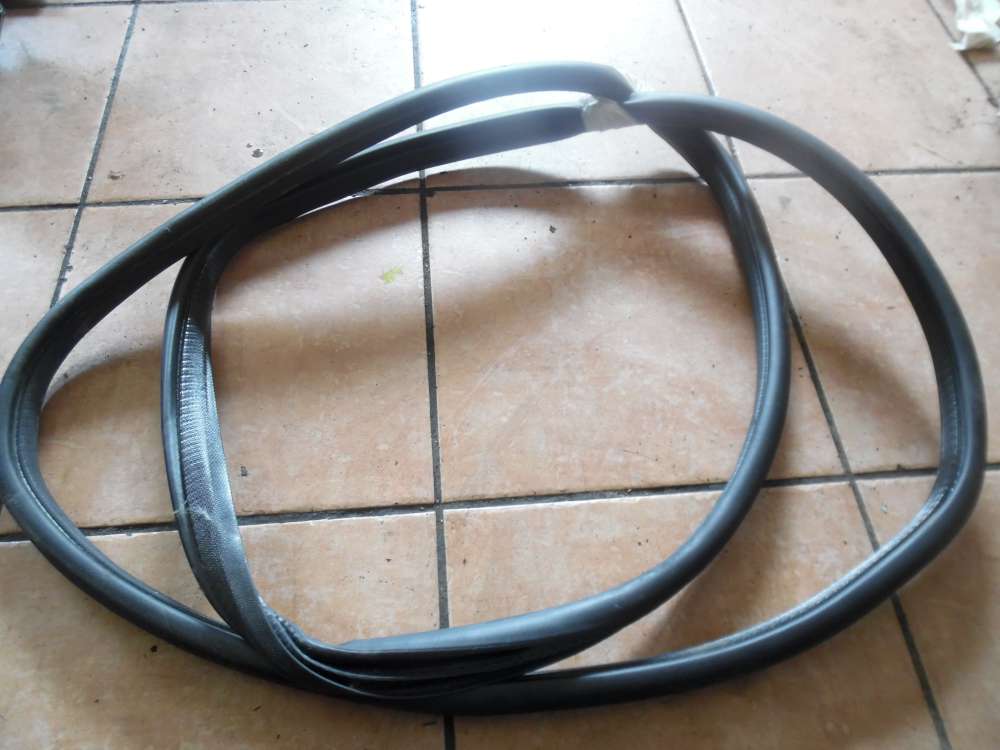 Mercedes-Benz A-Klasse W169 Trdichtung Dichtung Vorne Rechts