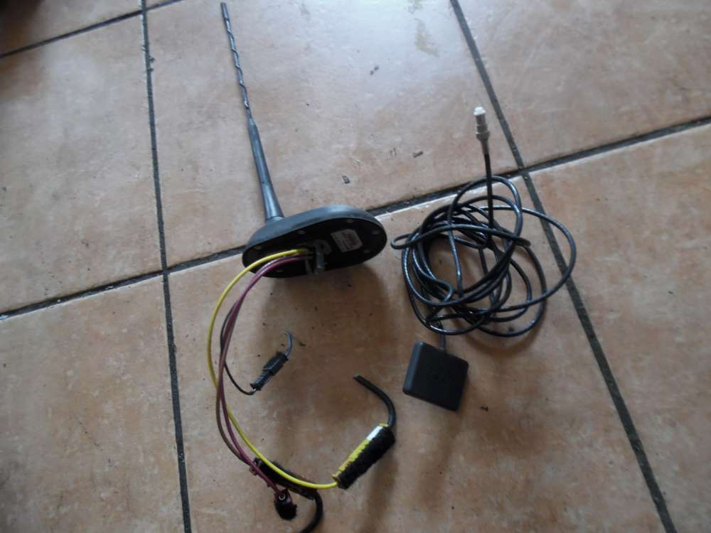 Mercedes-Benz A-Klasse W169 Dachantenne Radioantenne A1698202075