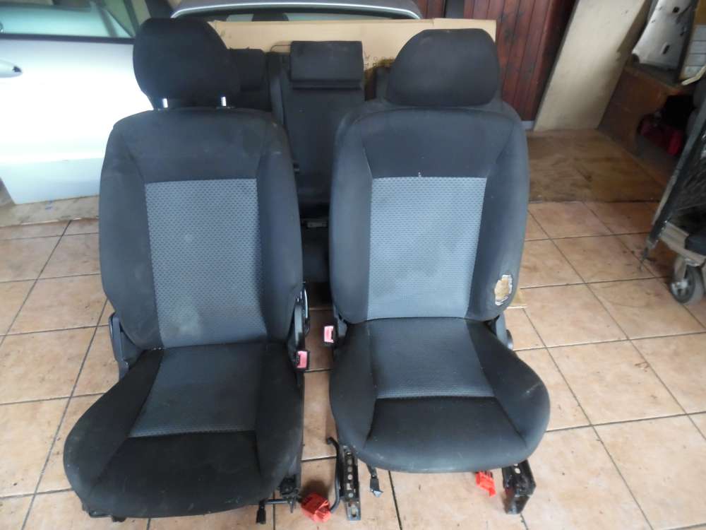 Mercedes-Benz A-Klasse W169 Sitze Innenausstattung Stoff grau